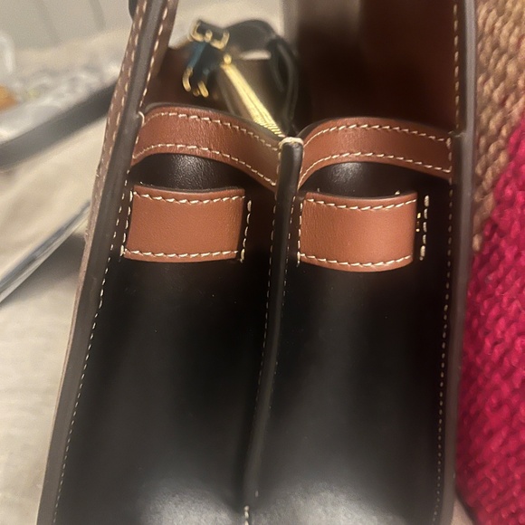 Small Burberry Title Bag. Crossbody and Handle Bag - Picture 15 of 16